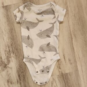 Carter's Onesie Whale Print Size 9 Months Pristine Condition 🤍